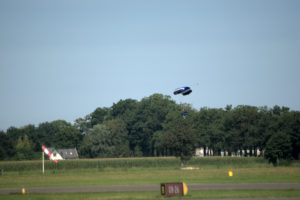 Teuge . Parachute 1 . JJ Hissink.