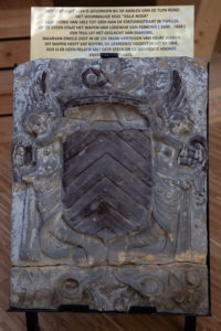 Twello, steen in gemeentehuis, P.Roelofs